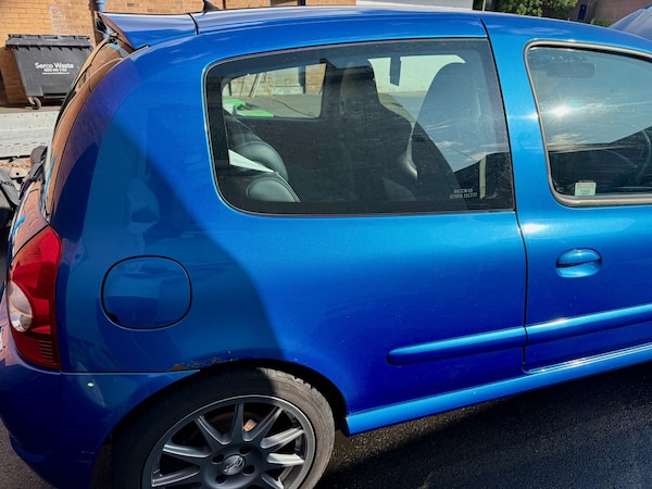 Used Renault Clio 2005 for sale - 76172245: Photo 17
