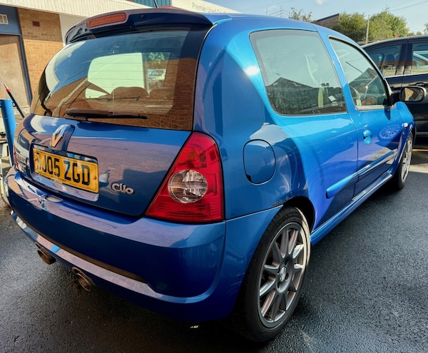 Used Renault Clio 2005 for sale - 76172245: Photo 4
