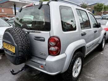 Used Jeep Cherokee 2005 for sale - 74830699: Photo