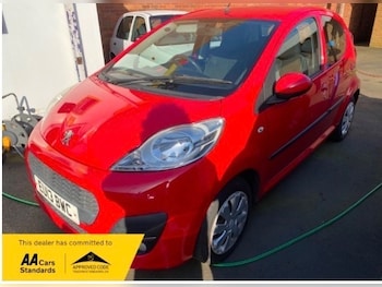 Used Peugeot 107 2013 for sale - 79605860: Photo