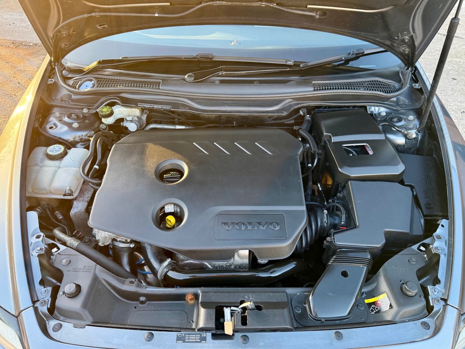 Used Volvo V50 2010 for sale - 76699111: Photo 20