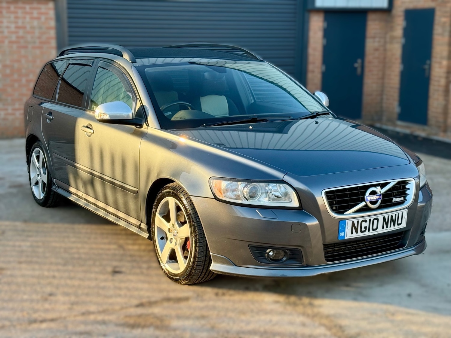 Used Volvo V50 2010 for sale - 76699111: Photo 23