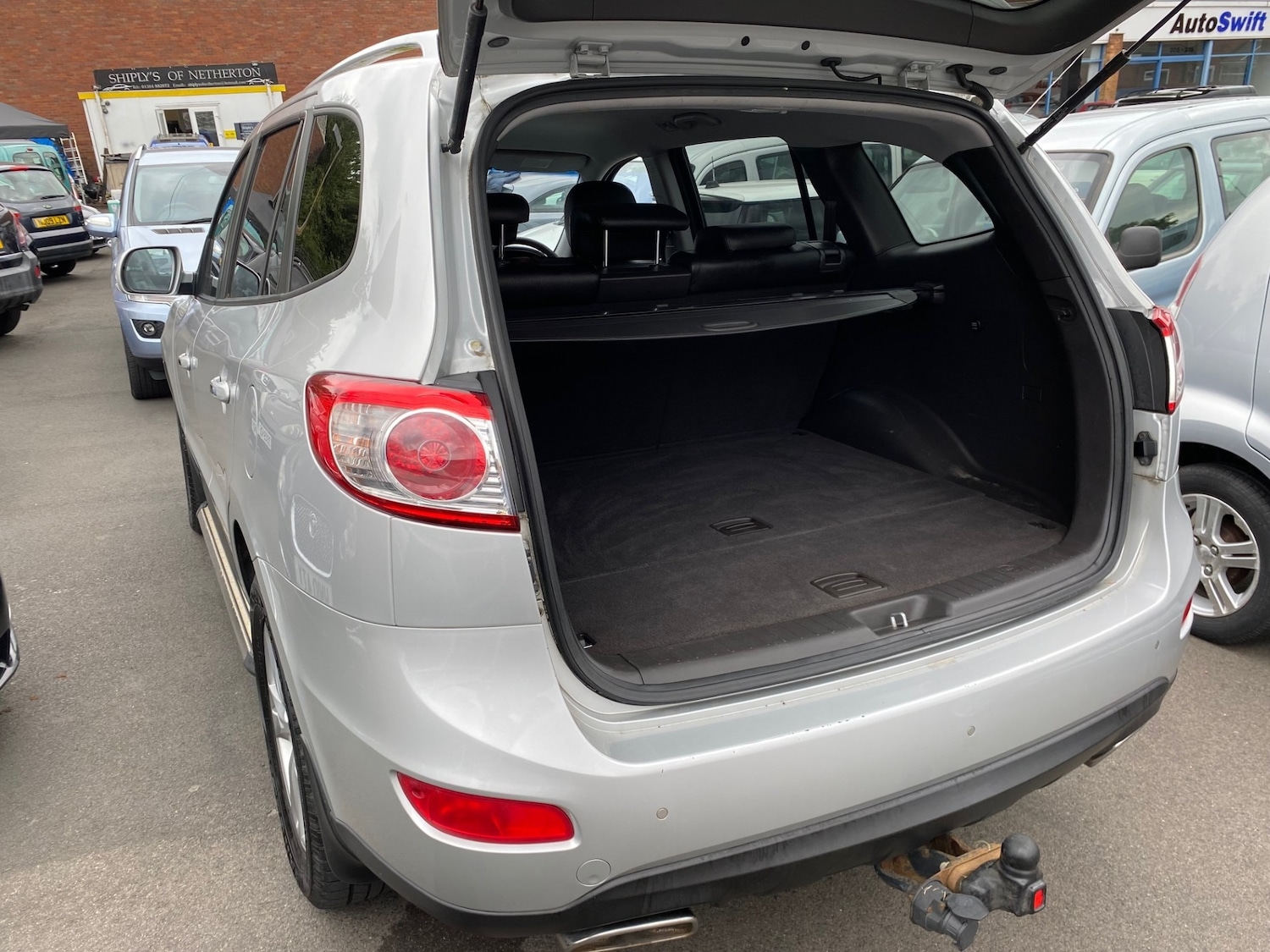 Used Hyundai Santa Fe 2010 for sale - 77274431: Photo 11