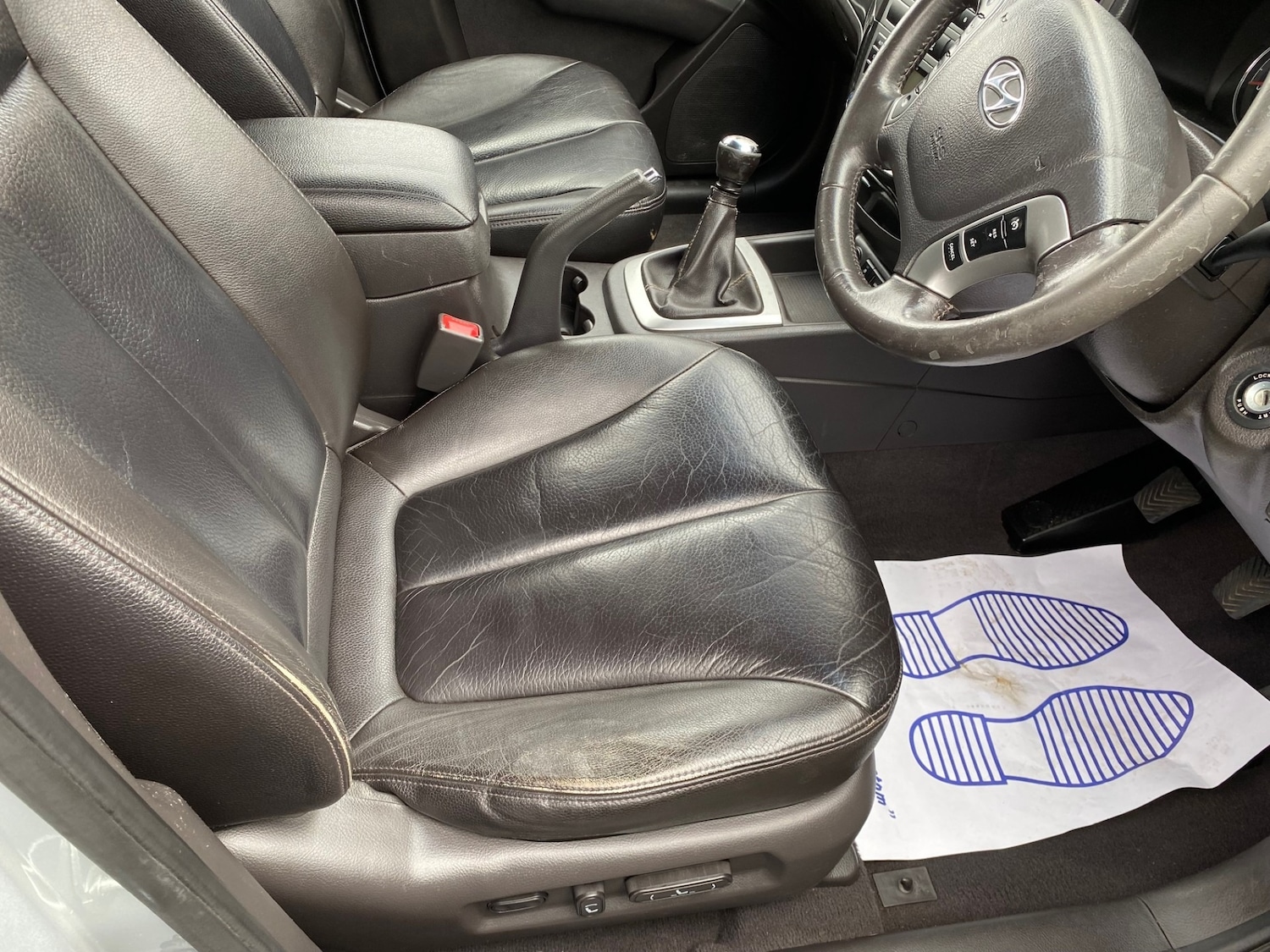 Used Hyundai Santa Fe 2010 for sale - 77274431: Photo 8