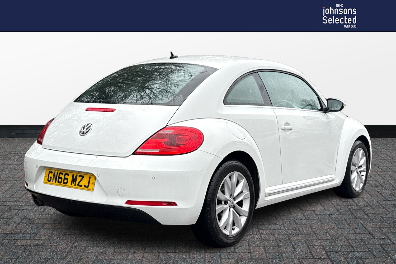 Used Volkswagen Beetle 2016 for sale - 77785900: Photo 5