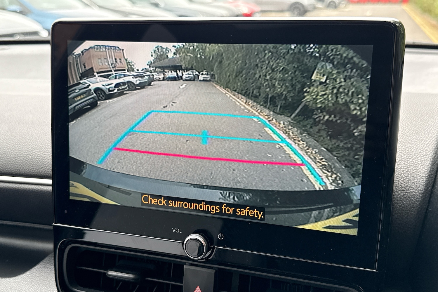 Used Mazda Mazda2 HYBRID 2024 for sale - 76717145: Photo 17