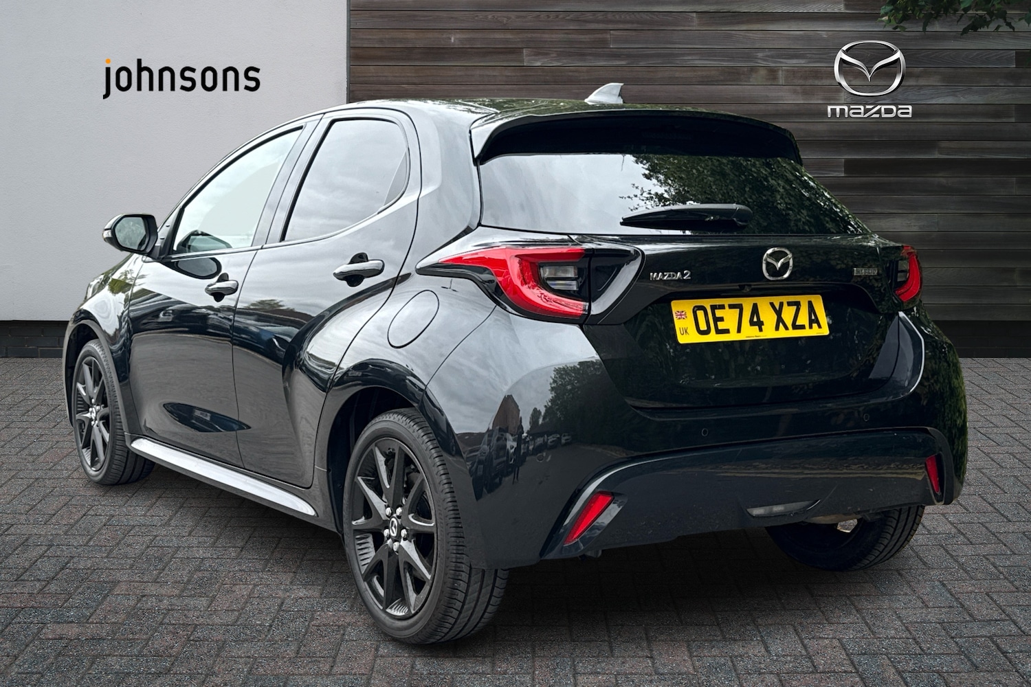 Used Mazda Mazda2 HYBRID 2024 for sale - 76717145: Photo 2