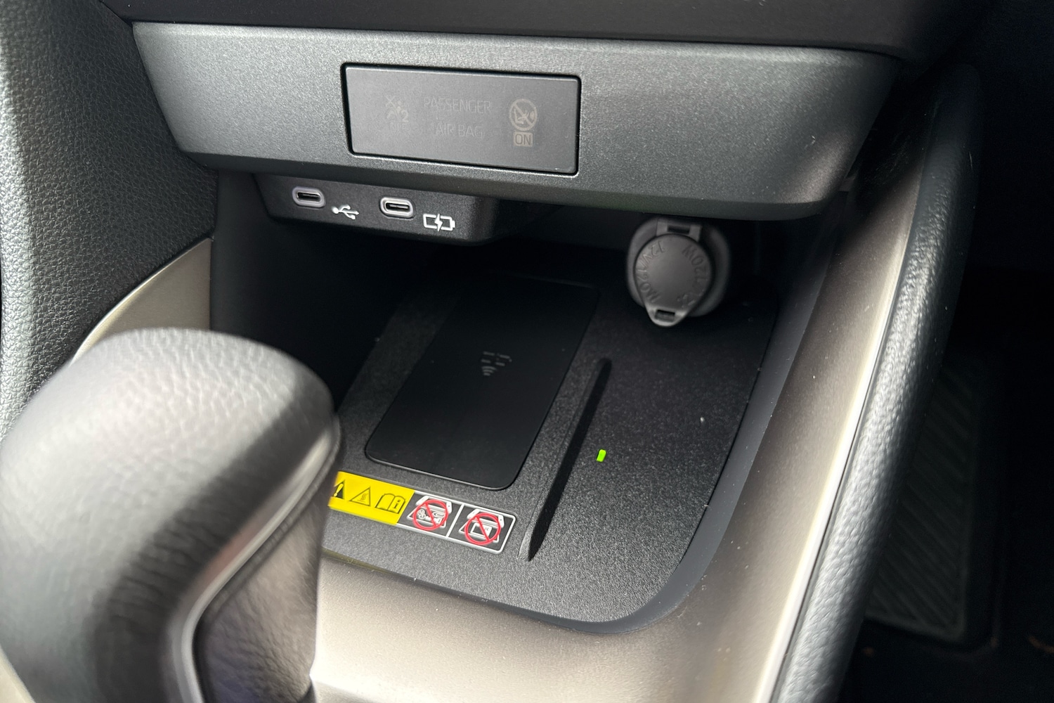 Used Mazda Mazda2 HYBRID 2024 for sale - 76717145: Photo 22