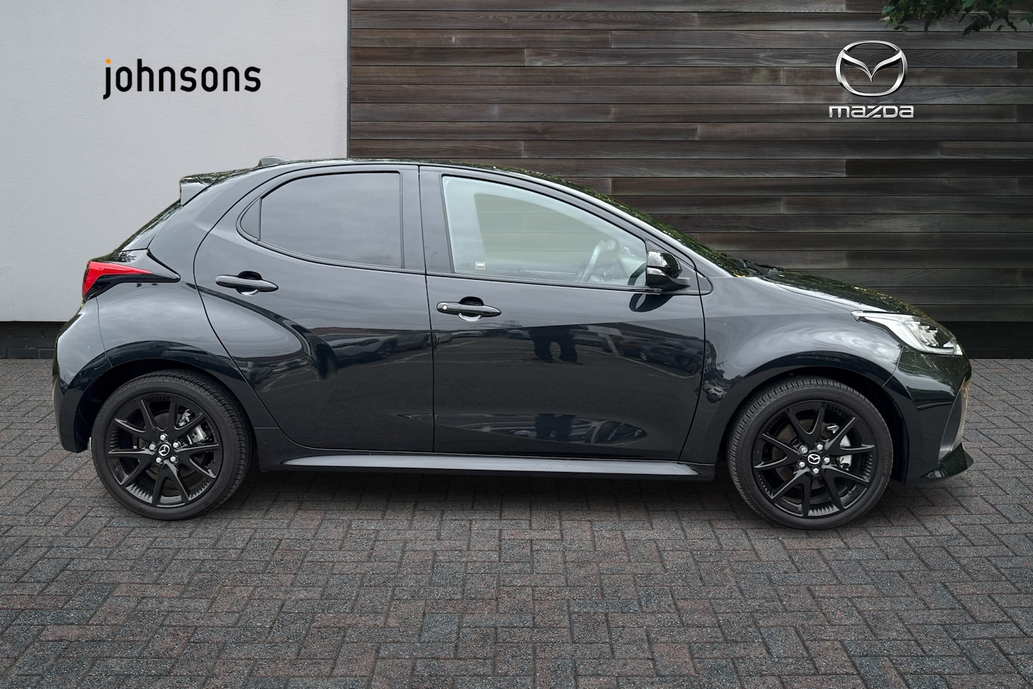 Used Mazda Mazda2 HYBRID 2024 for sale - 76717145: Photo 8