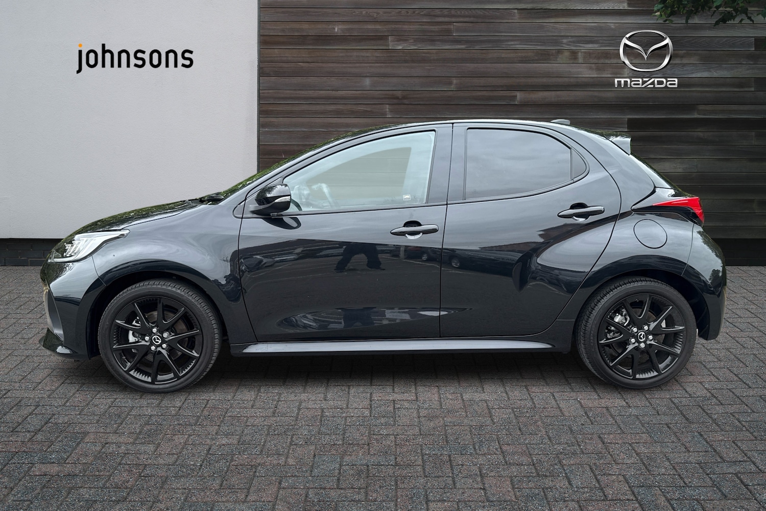 Used Mazda Mazda2 HYBRID 2024 for sale - 76717145: Photo 9