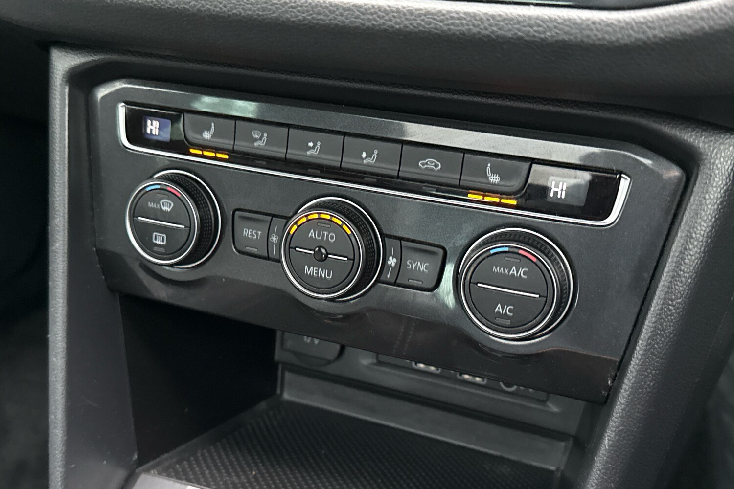 Used Volkswagen Tiguan 2019 for sale - 77450558: Photo 21