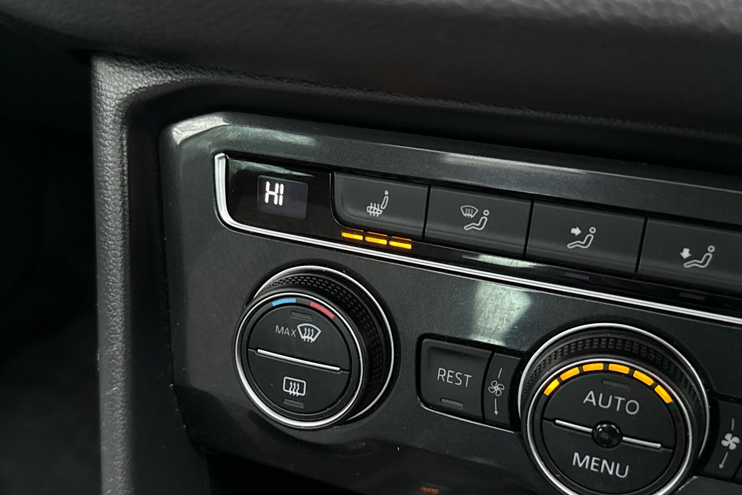 Used Volkswagen Tiguan 2019 for sale - 77450558: Photo 22