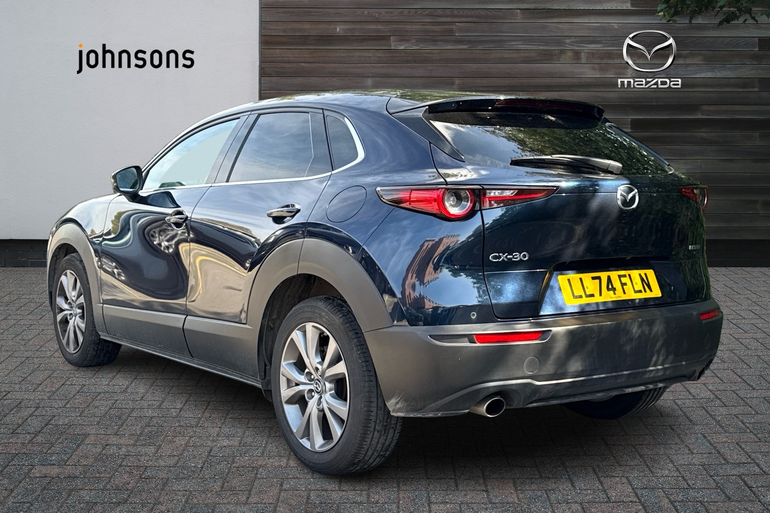 Used Mazda CX-30 2024 for sale - 76678767: Photo 2