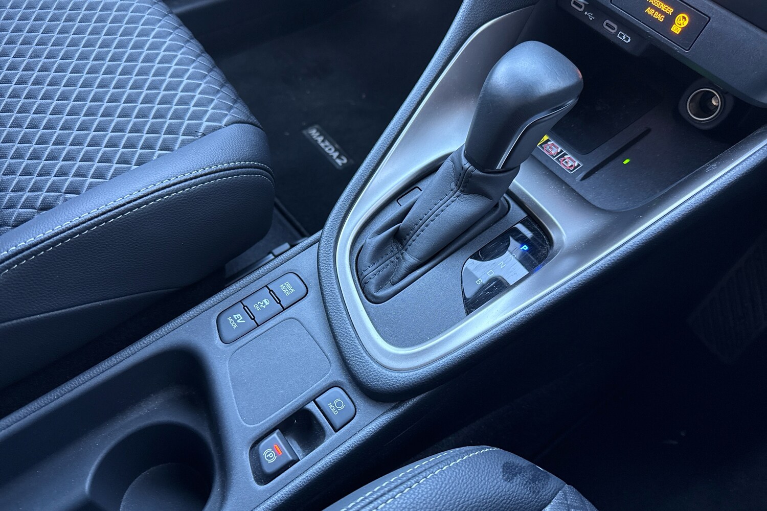 Used Mazda Mazda2 HYBRID 2024 for sale - 77470713: Photo 14