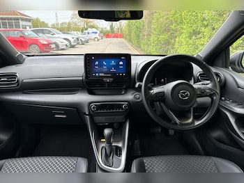 Used Mazda Mazda2 HYBRID 2025 for sale - 78431543: Photo