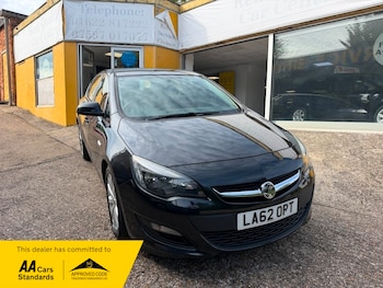 Used Vauxhall Astra 2012 for sale - 78964696: Photo