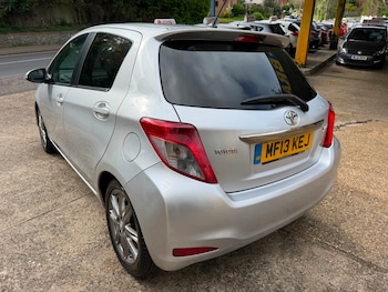 Used Toyota Yaris 2013 for sale - 78336126: Photo