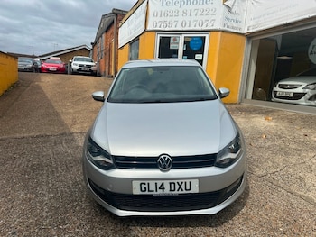 Used Volkswagen Polo 2014 for sale - 78336104: Photo