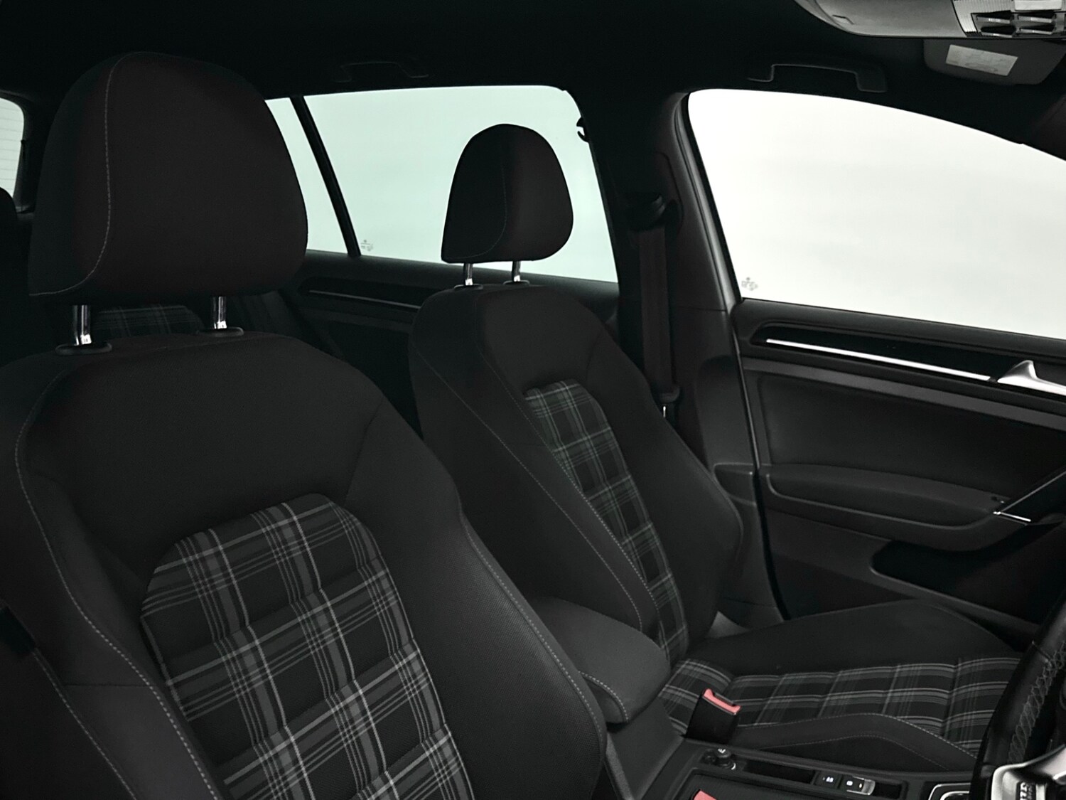 Used Volkswagen Golf 2016 for sale - 78149736: Photo 17