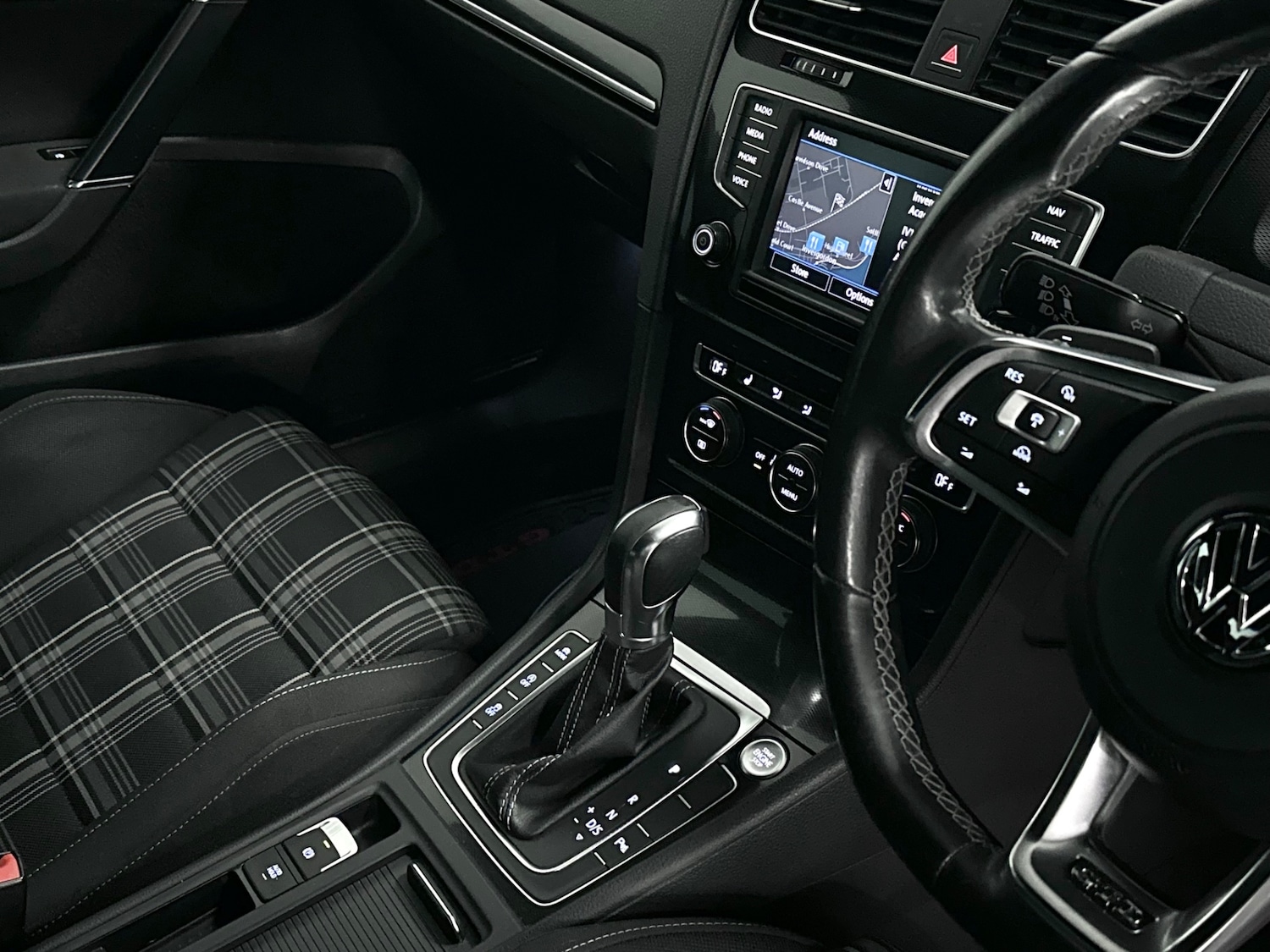 Used Volkswagen Golf 2016 for sale - 78149736: Photo 18