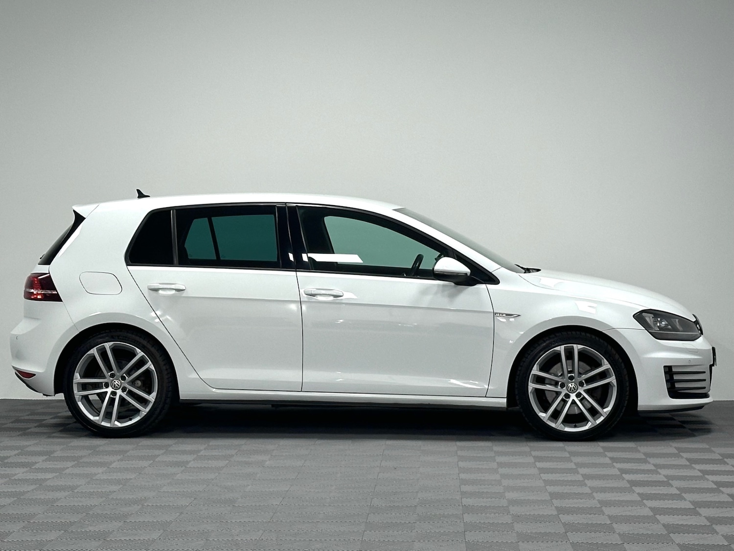 Used Volkswagen Golf 2016 for sale - 78149736: Photo 31