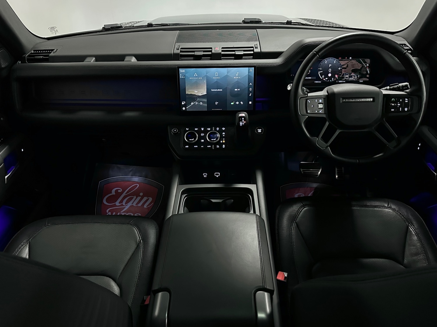 Used Land Rover Defender 110 2024 for sale - 76577770: Photo 11