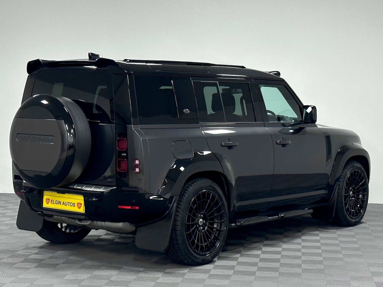 Used Land Rover Defender 110 2024 for sale - 76577770: Photo 13