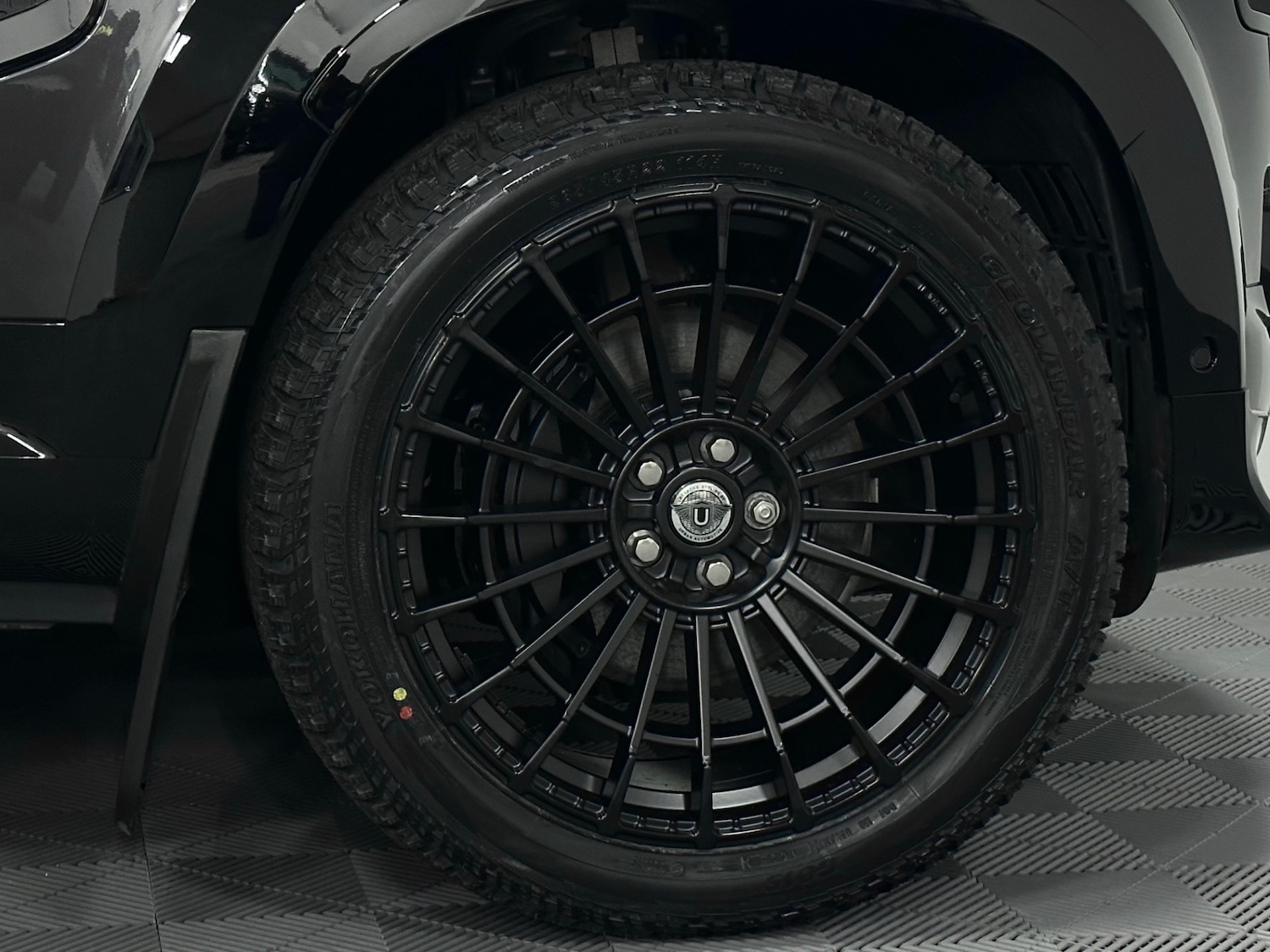 Used Land Rover Defender 110 2024 for sale - 76577770: Photo 9