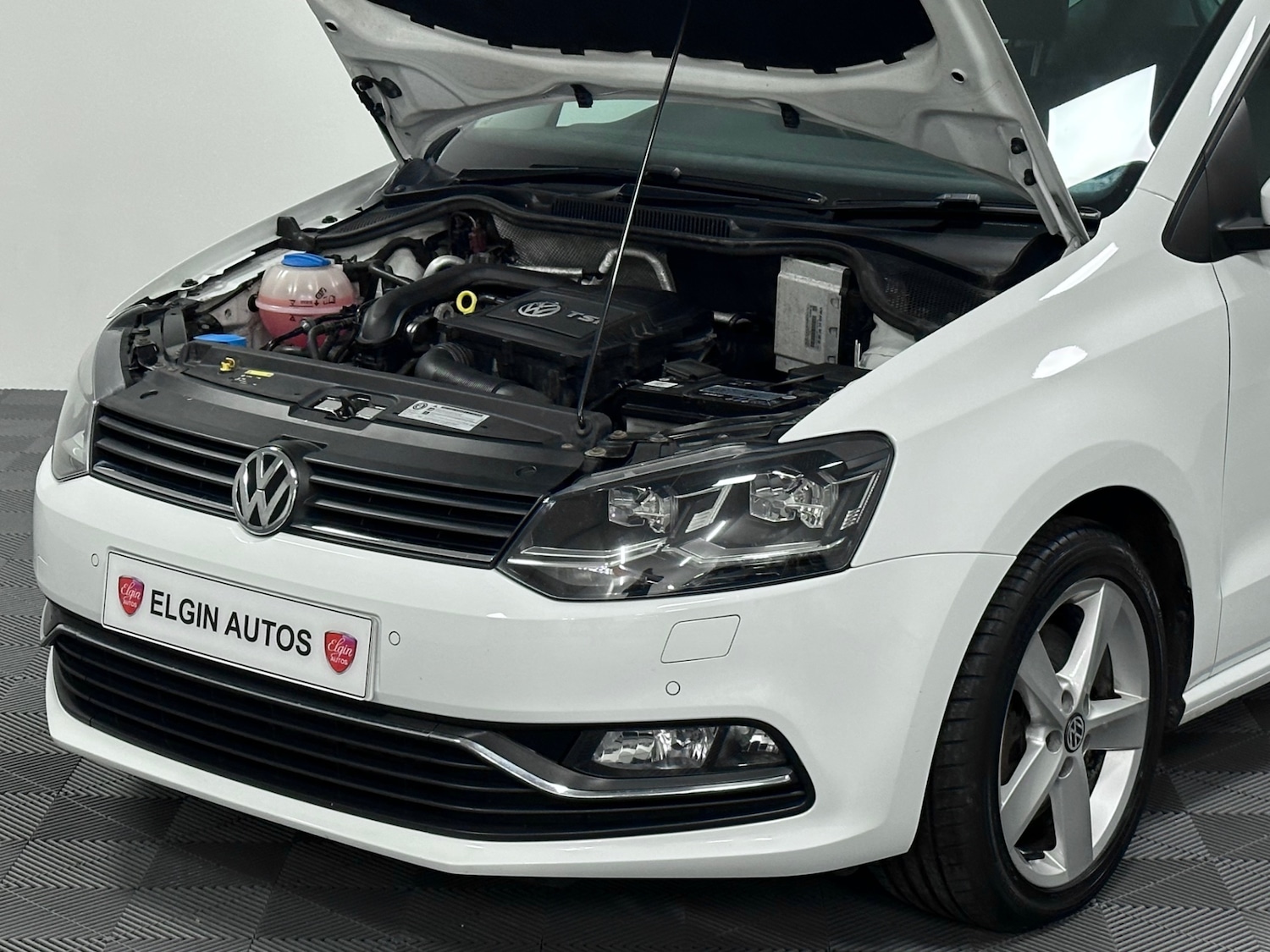 Used Volkswagen Polo 2015 for sale - 76413040: Photo 10