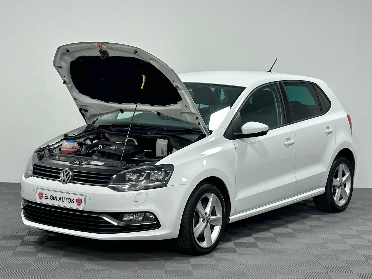 Used Volkswagen Polo 2015 for sale - 76413040: Photo 23