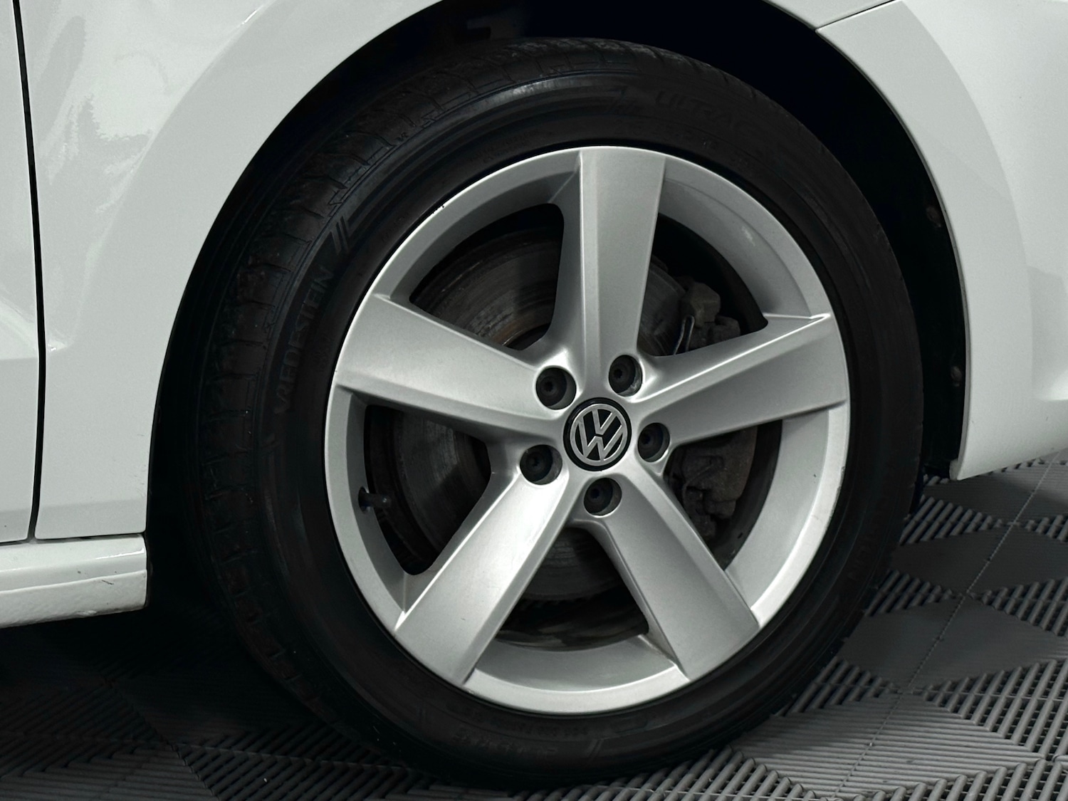 Used Volkswagen Polo 2015 for sale - 76413040: Photo 9