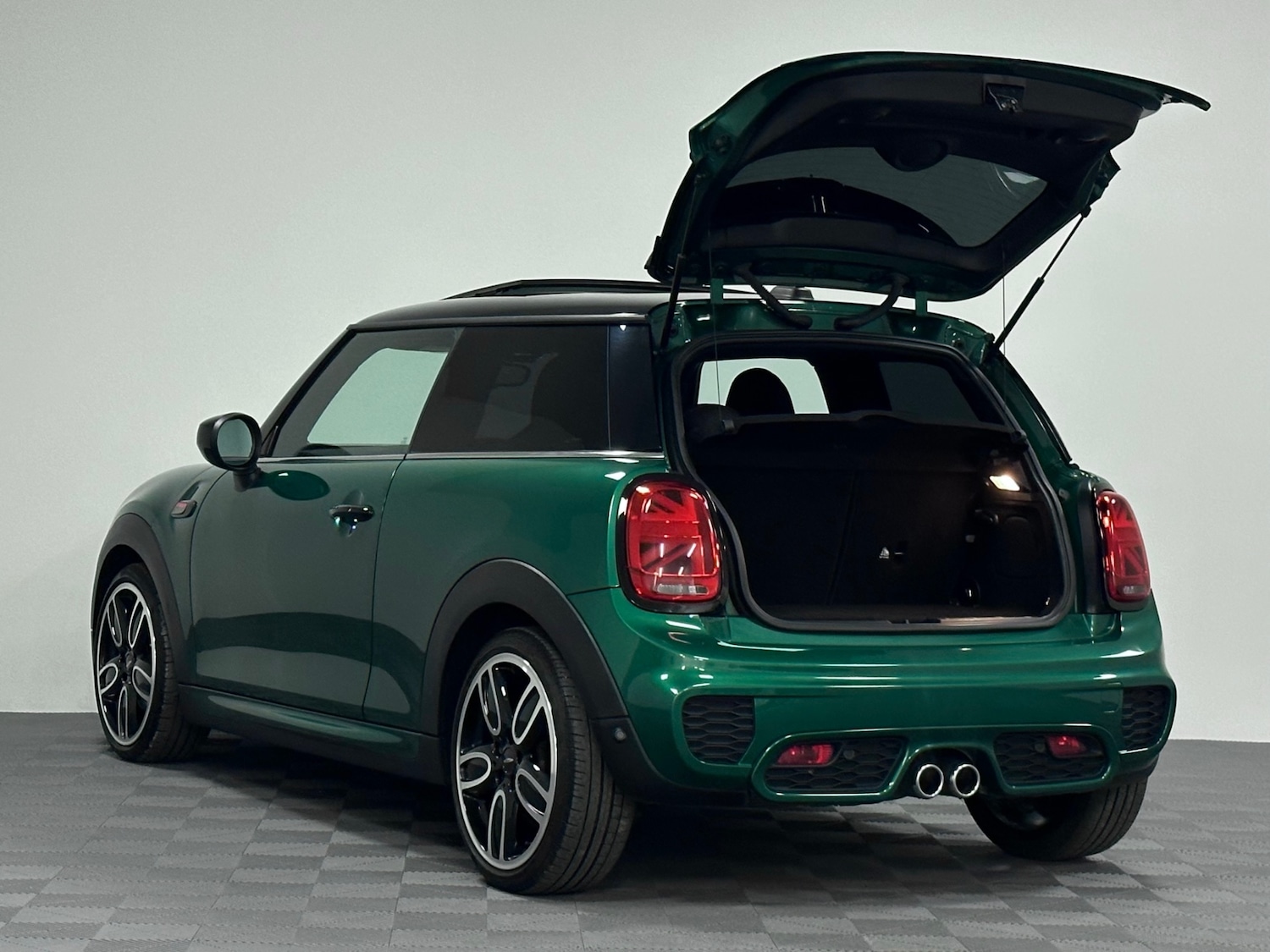 Used MINI Hatch 2019 for sale - 77001806: Photo 14