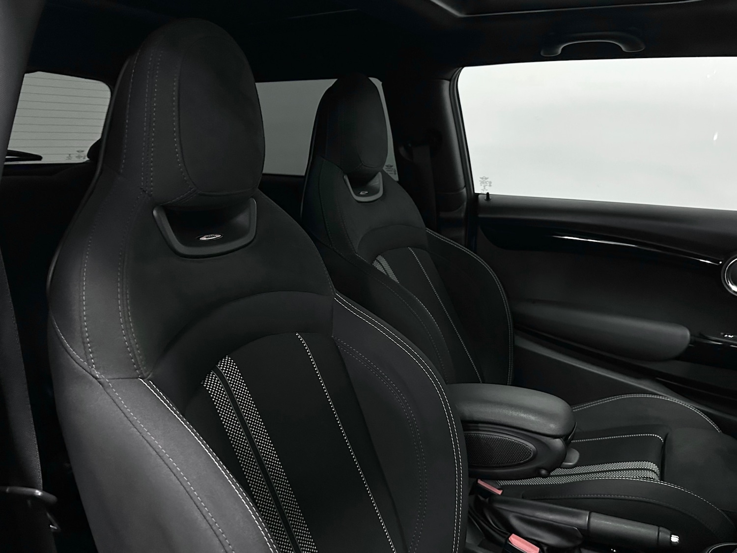 Used MINI Hatch 2019 for sale - 77001806: Photo 16