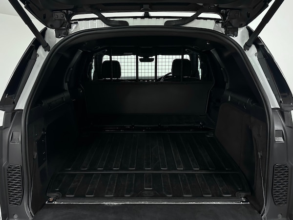 Used Land Rover Discovery 2018 for sale - 76299539: Photo 24