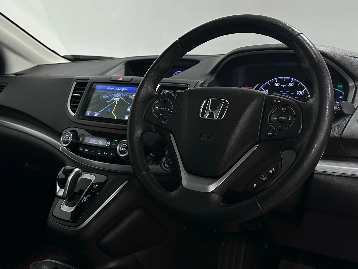 Used Honda CR-V 2017 for sale - 76288308: Photo 4