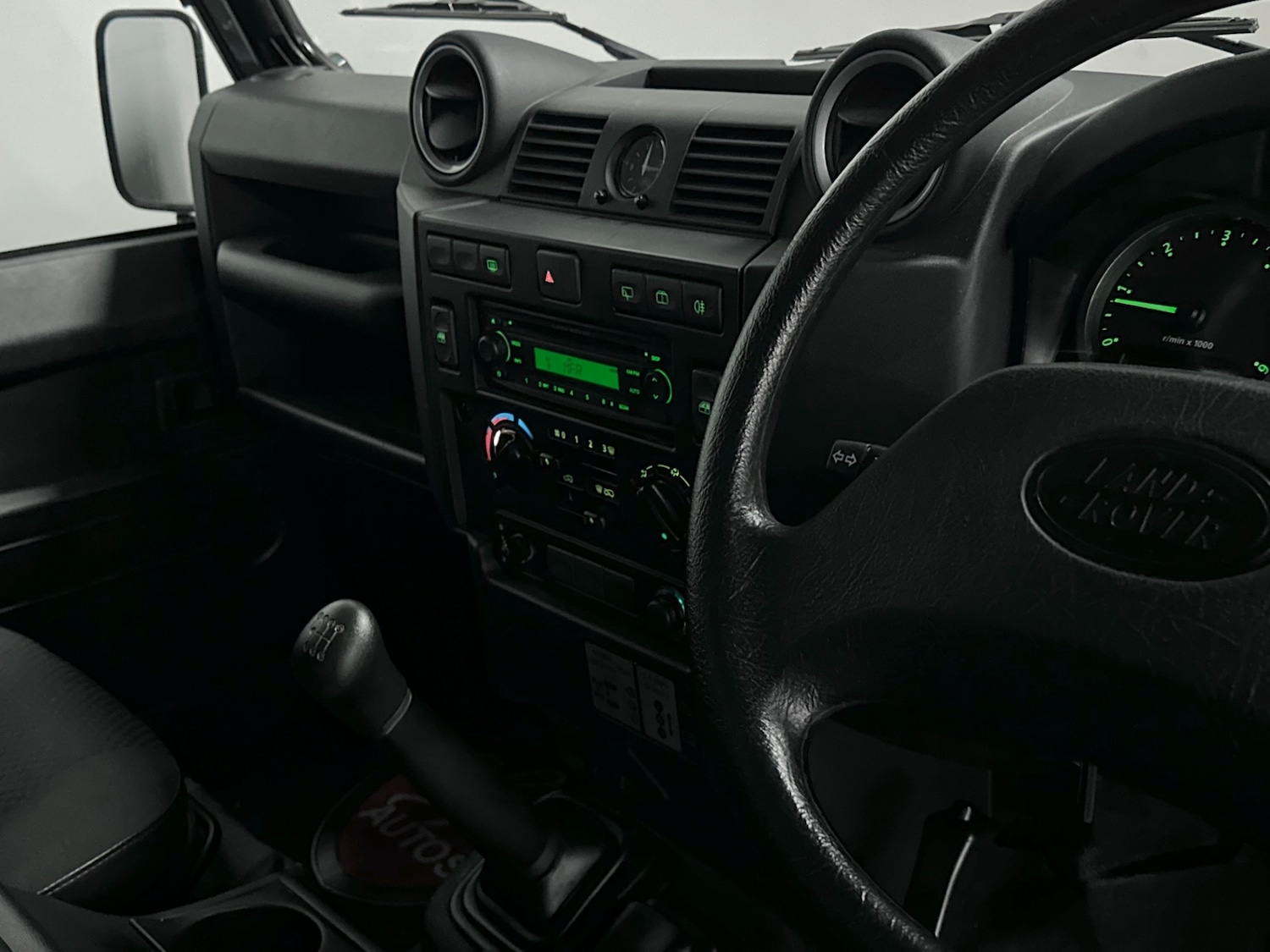 Used Land Rover Defender 90 2011 for sale - 76831742: Photo 20