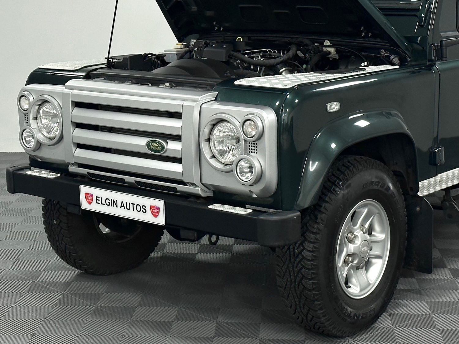 Used Land Rover Defender 90 2011 for sale - 76831742: Photo 25