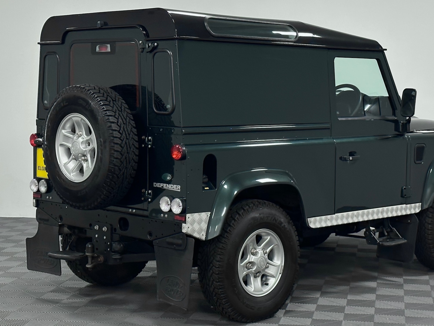 Used Land Rover Defender 90 2011 for sale - 76831742: Photo 28
