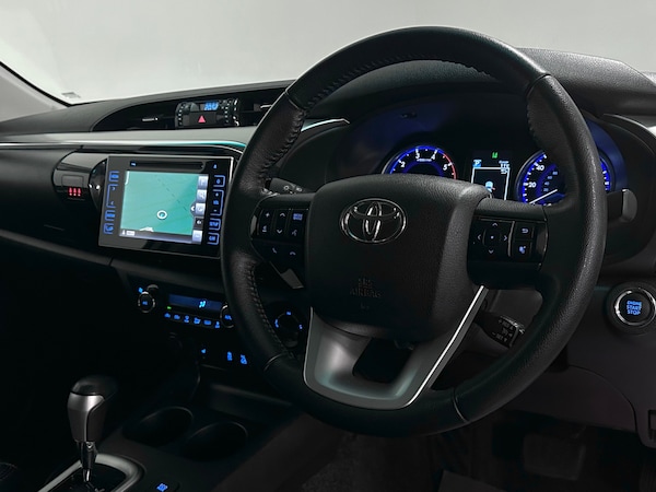 Used Toyota Hilux 2017 for sale - 74961832: Photo 16