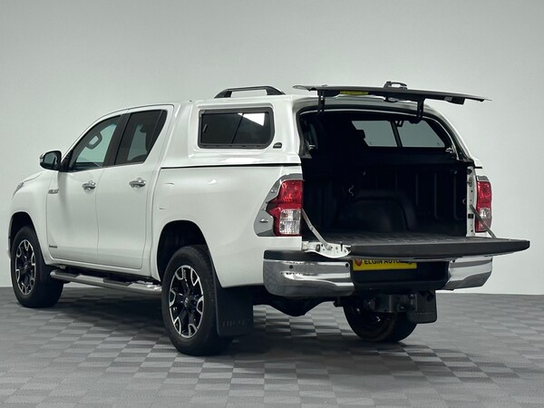 Used Toyota Hilux 2017 for sale - 74961832: Photo 8