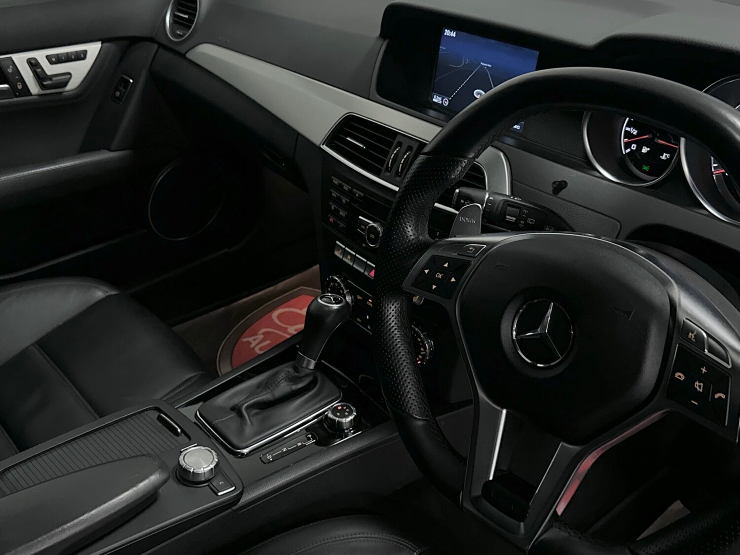 Used Mercedes-Benz C Class 2013 for sale - 77336196: Photo 19