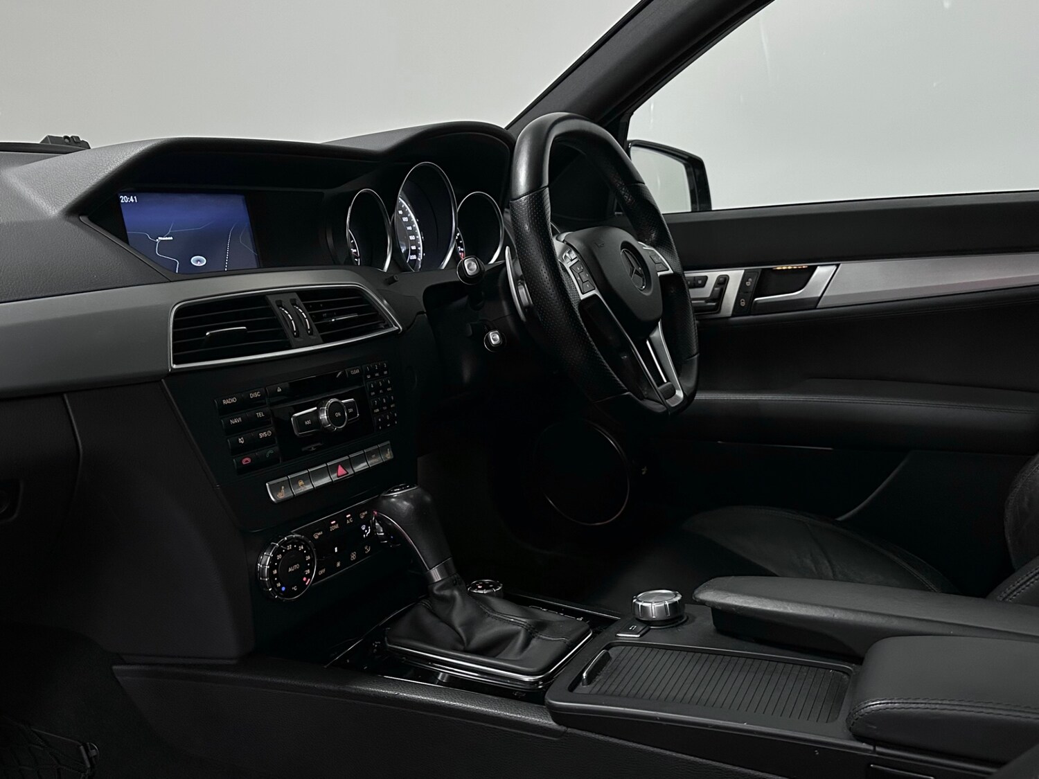 Used Mercedes-Benz C Class 2013 for sale - 77336196: Photo 23