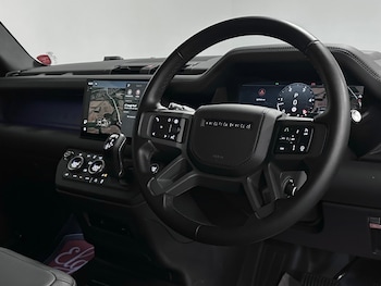 Used Land Rover Defender 90 2025 for sale - 77179698: Photo