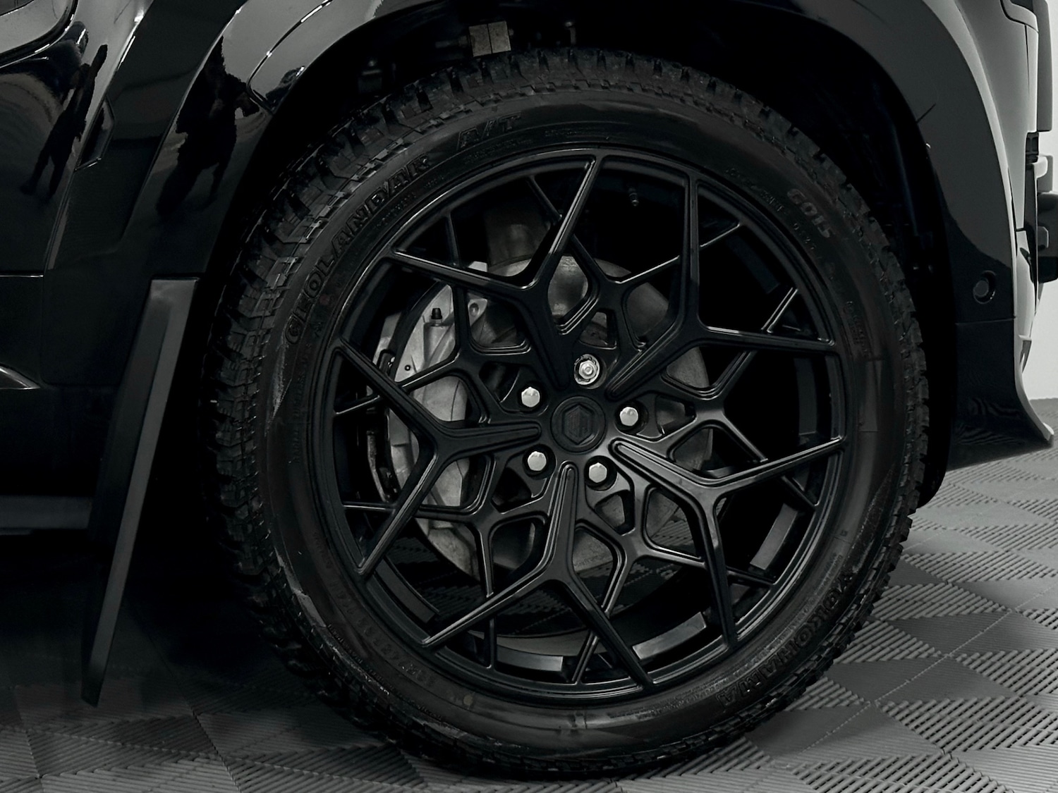 Used Land Rover Defender 90 2025 for sale - 77179698: Photo 9