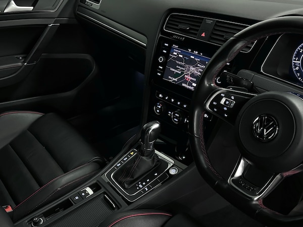 Used Volkswagen Golf 2019 for sale - 76193311: Photo 18