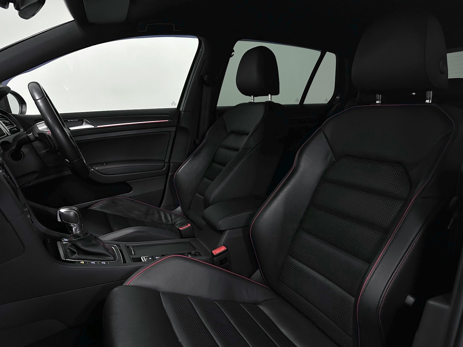 Used Volkswagen Golf 2019 for sale - 76193311: Photo 19