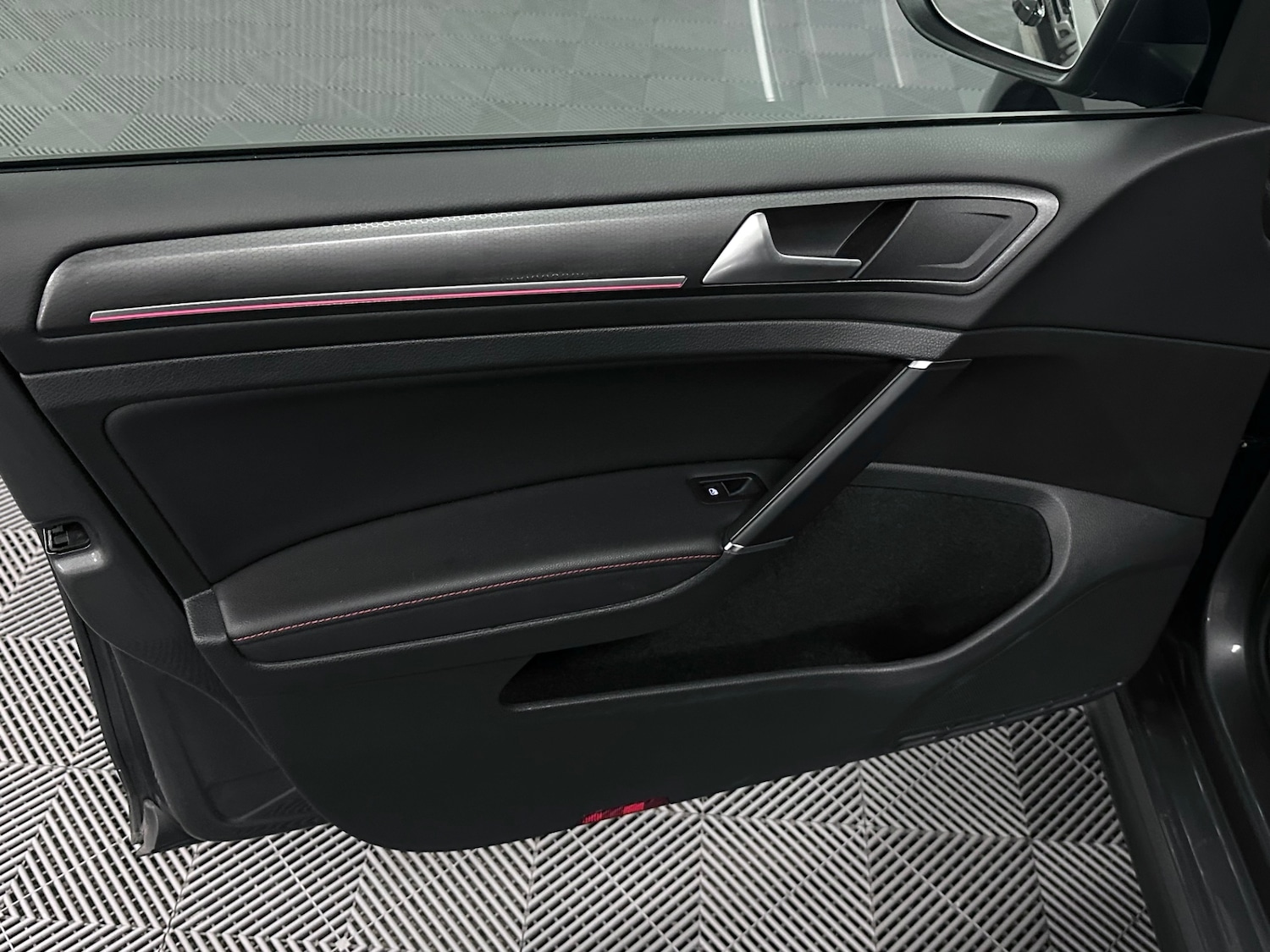 Used Volkswagen Golf 2019 for sale - 76193311: Photo 26