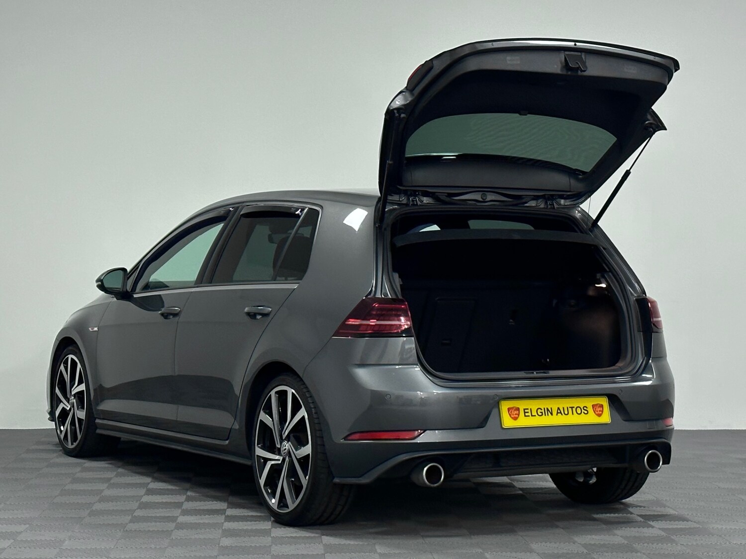 Used Volkswagen Golf 2019 for sale - 76193311: Photo 28