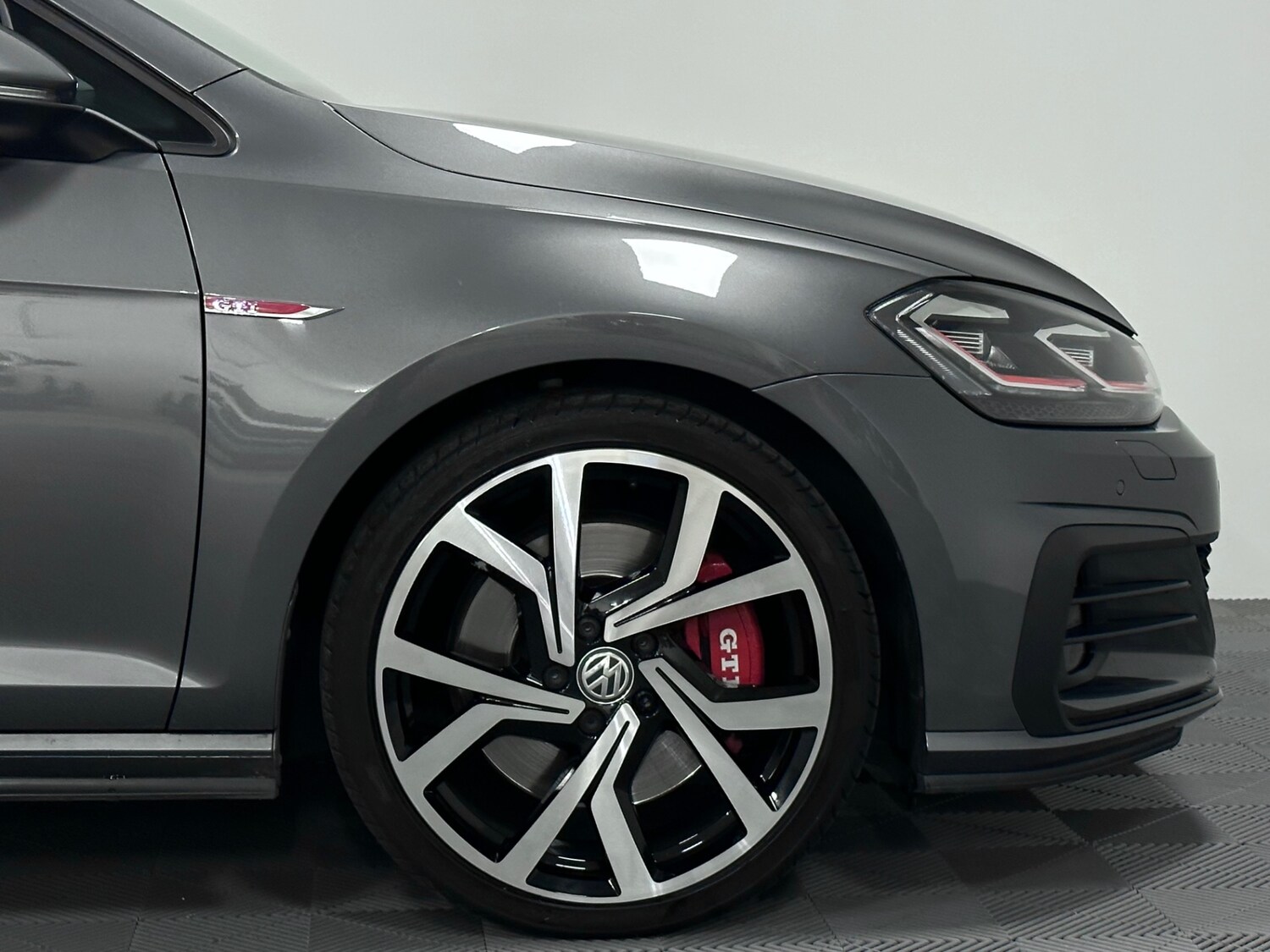 Used Volkswagen Golf 2019 for sale - 76193311: Photo 34