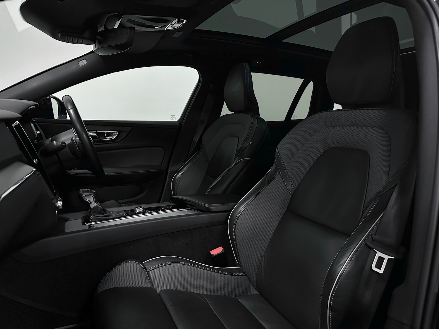 Used Volvo V60 2020 for sale - 77283681: Photo 20